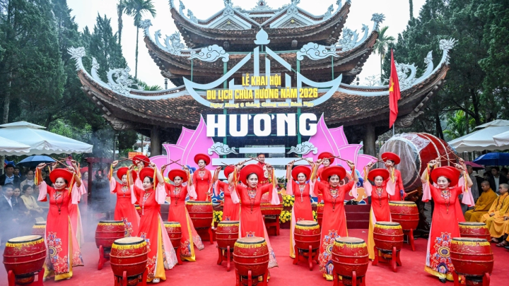 10 lễ hội từ Bắc vào Nam dịp tháng Giêng